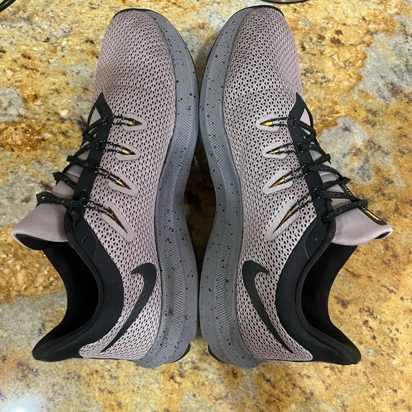 Nike quest size 10 - Picture 5 of 8